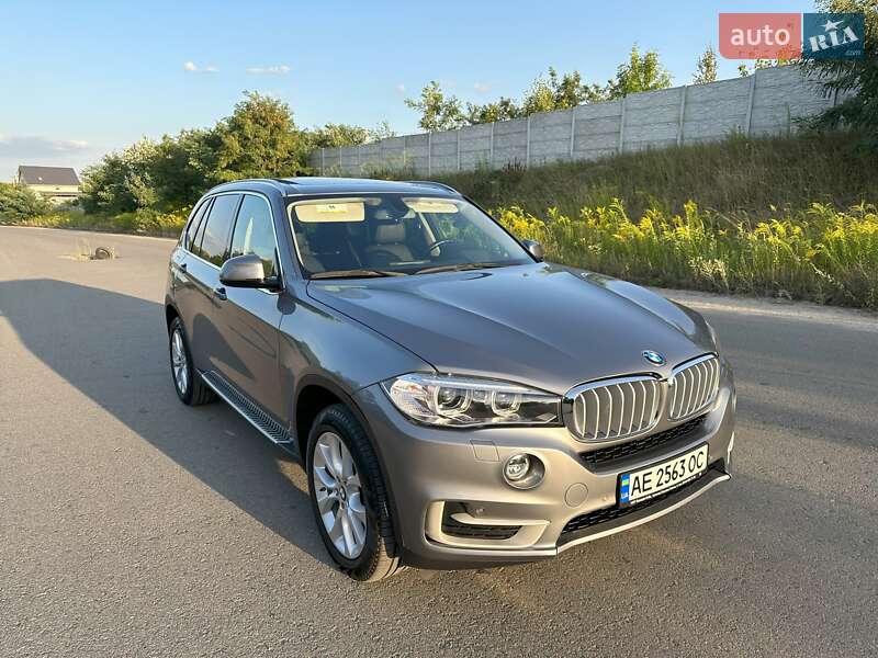 Внедорожник / Кроссовер BMW X5 2015 в Киеве