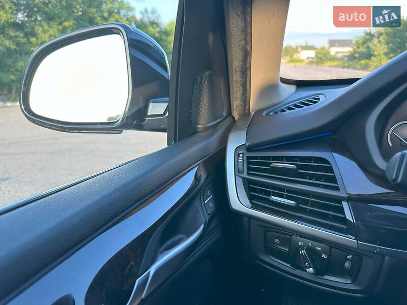 Внедорожник / Кроссовер BMW X5 2015 в Киеве