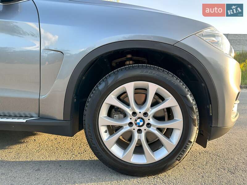 Внедорожник / Кроссовер BMW X5 2015 в Киеве