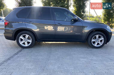Внедорожник / Кроссовер BMW X5 2013 в Кицмани