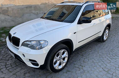 Позашляховик / Кросовер BMW X5 2011 в 