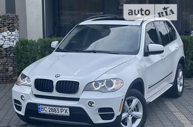 Позашляховик / Кросовер BMW X5 2011 в 