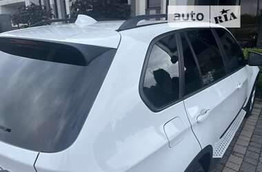 Позашляховик / Кросовер BMW X5 2011 в 