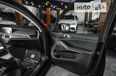 Внедорожник / Кроссовер BMW X5 2021 в 