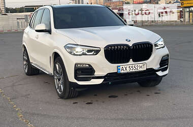 Внедорожник / Кроссовер BMW X5 2021 в Харькове