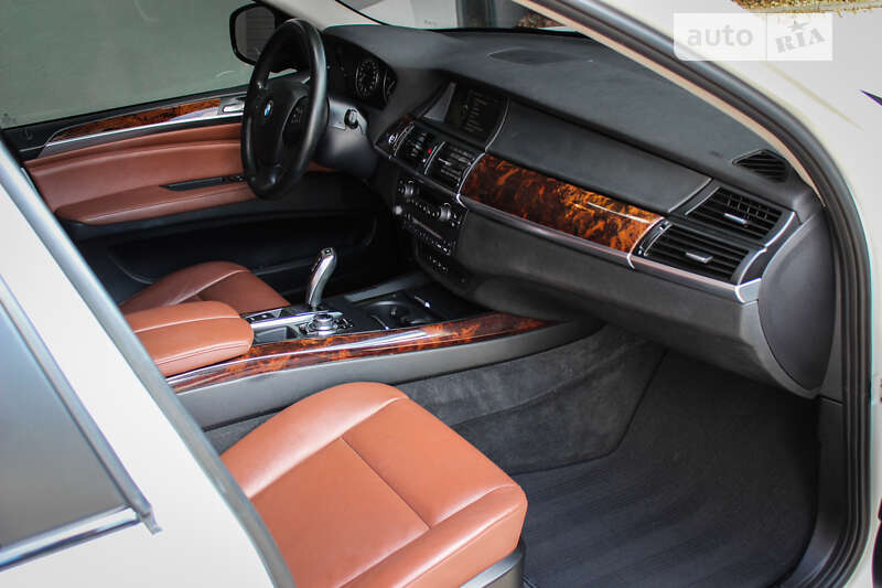 Позашляховик / Кросовер BMW X5 2013 в Одесі