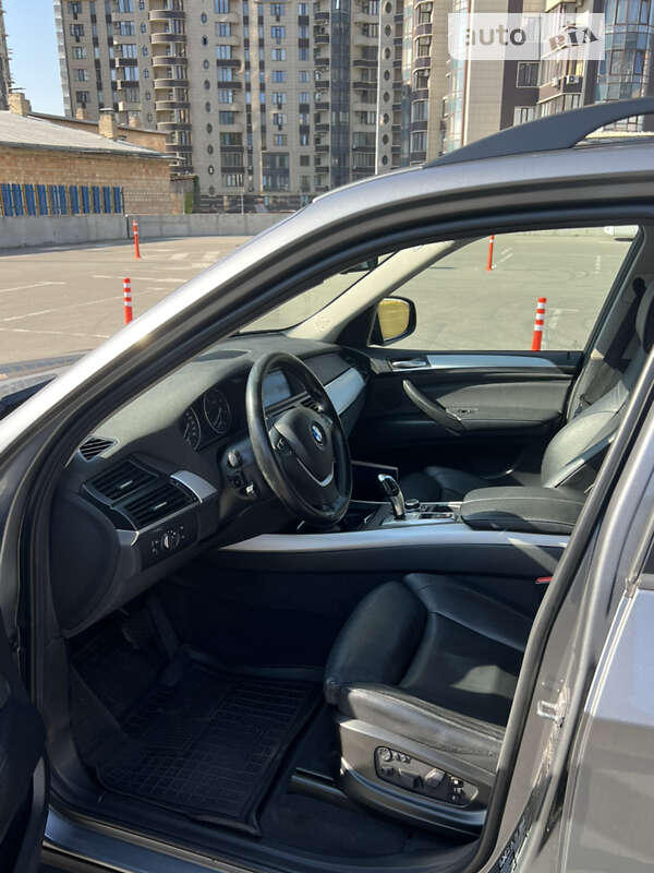 Внедорожник / Кроссовер BMW X5 2012 в Киеве фото 3 Внедорожник / Кроссовер BMW X5 2012 в Киеве