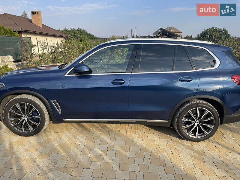 Внедорожник / Кроссовер BMW X5 2018 в Николаеве