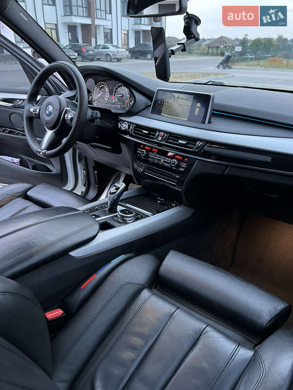 Внедорожник / Кроссовер BMW X5 2014 в Ровно