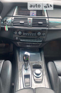 Внедорожник / Кроссовер BMW X5 2009 в 