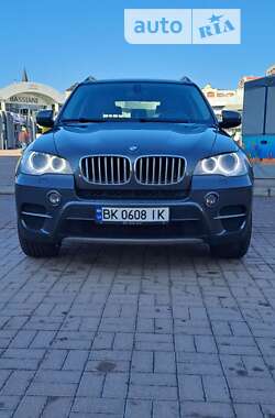 Позашляховик / Кросовер BMW X5 2013 в Черкасах