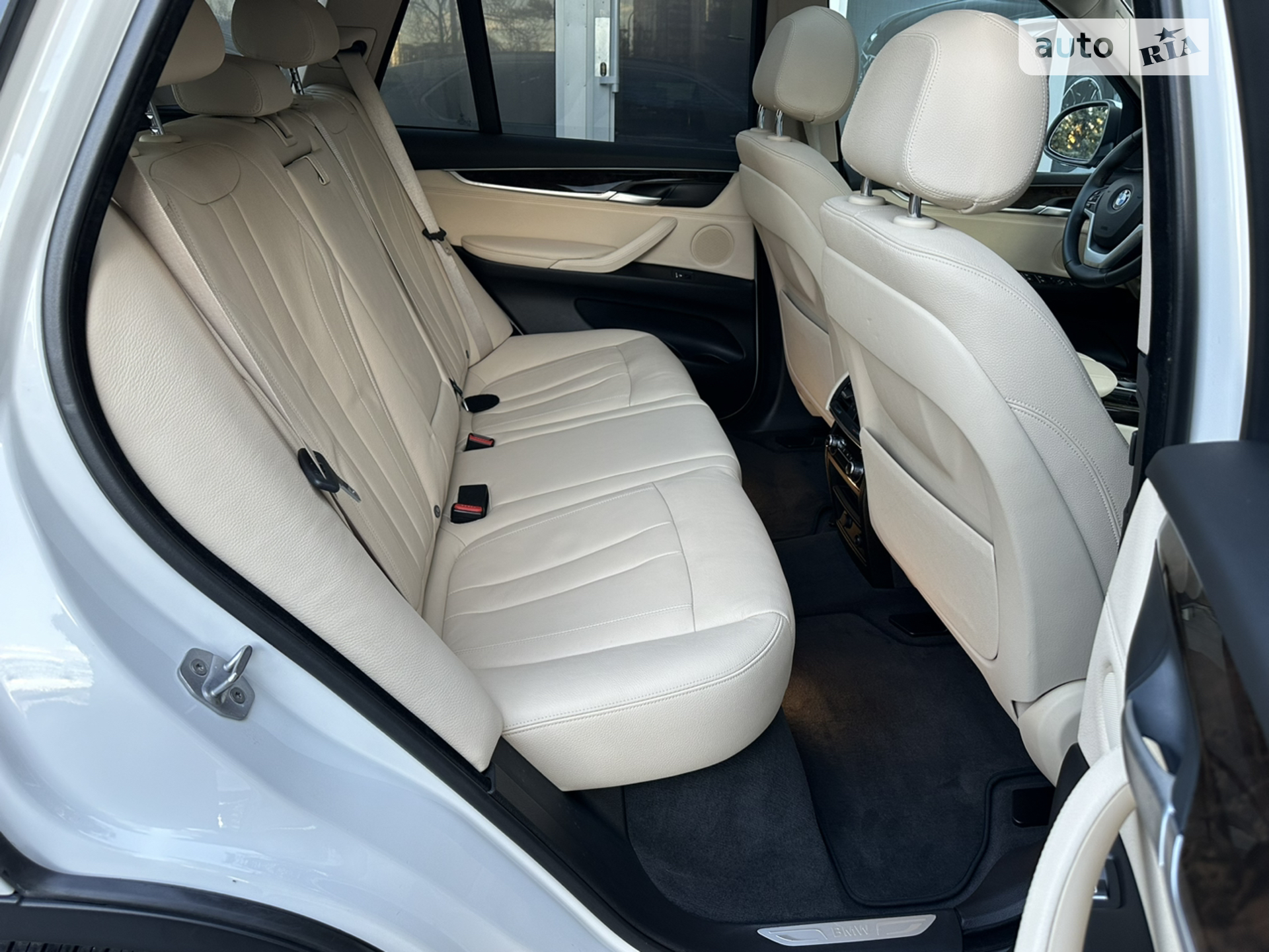 2015 BMW X5 - мініатюра 14
