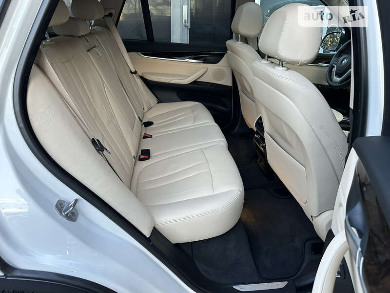 Внедорожник / Кроссовер BMW X5 2015 в Киеве