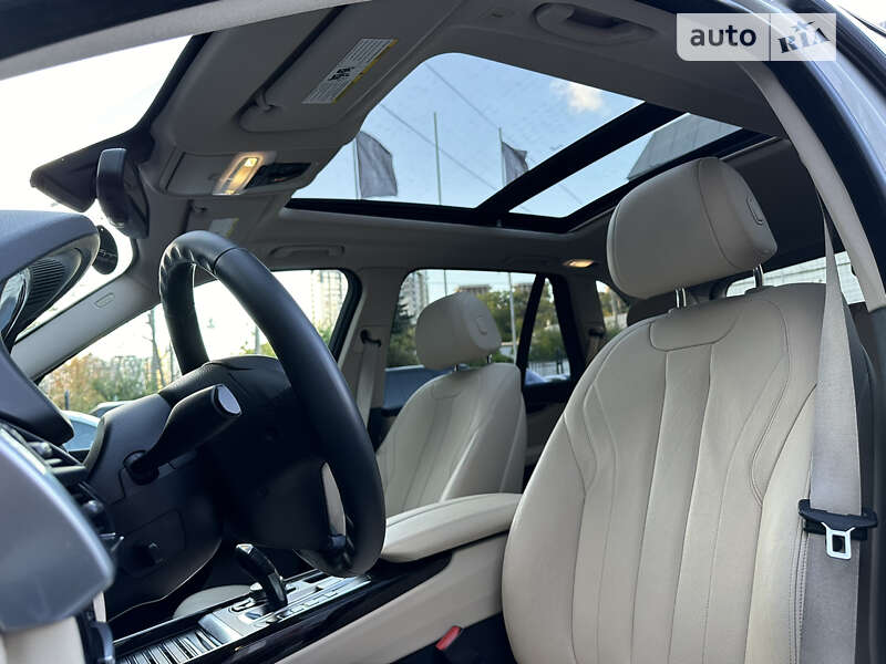 Внедорожник / Кроссовер BMW X5 2015 в Киеве