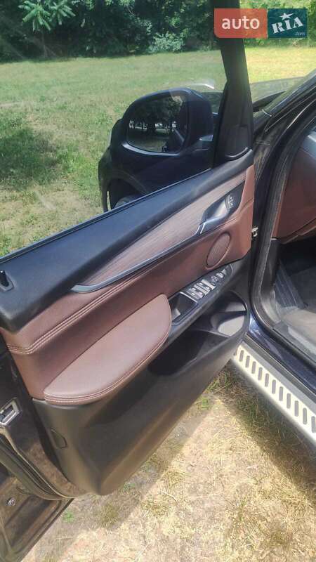 Внедорожник / Кроссовер BMW X5 2015 в Кривом Роге