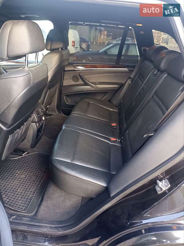 Позашляховик / Кросовер BMW X5 2011 в Києві