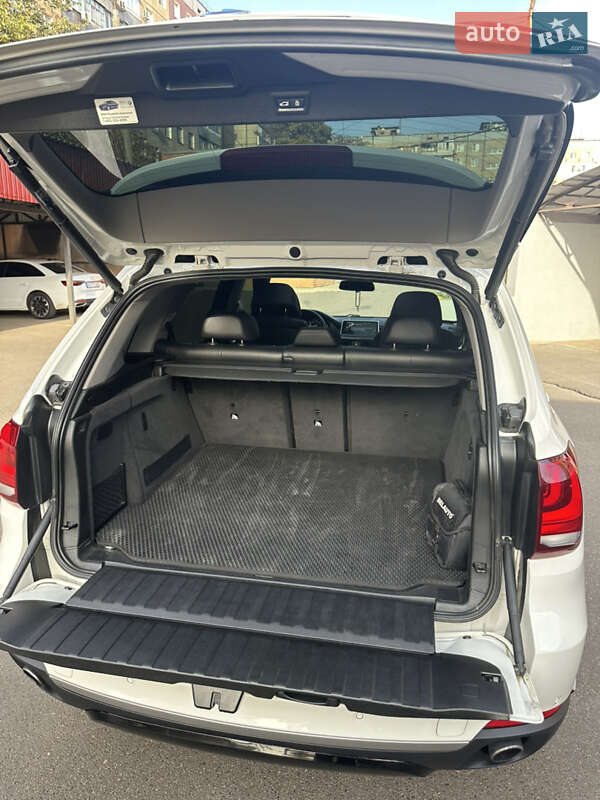 Позашляховик / Кросовер BMW X5 2015 в Кривому Розі