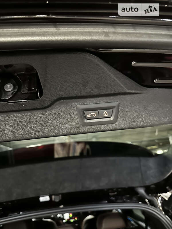 Внедорожник / Кроссовер BMW X5 2016 в Киеве