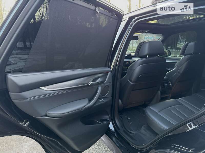 Позашляховик / Кросовер BMW X5 2013 в Києві