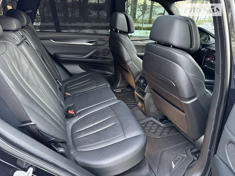 Позашляховик / Кросовер BMW X5 2013 в Києві