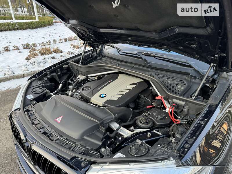 Позашляховик / Кросовер BMW X5 2013 в Києві