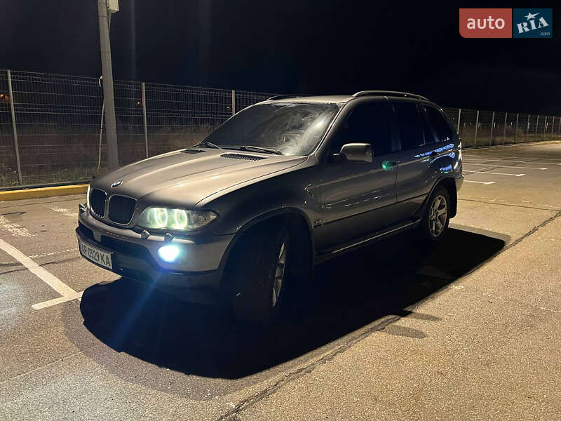 Внедорожник / Кроссовер BMW X5 2004 в Томаковке