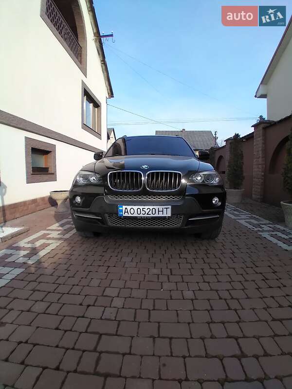 Позашляховик / Кросовер BMW X5 2007 в Тячеві