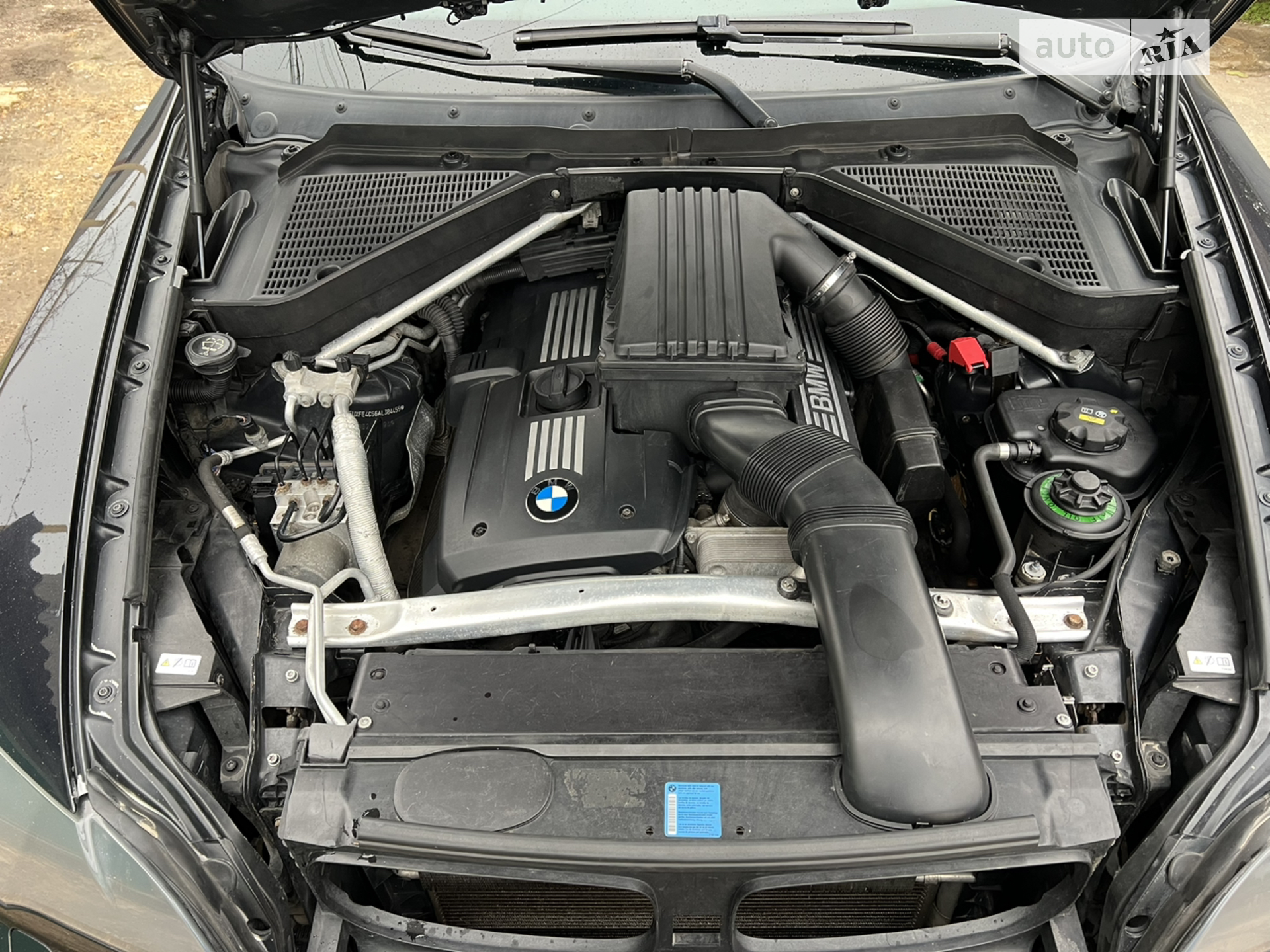 2010 BMW X5 - мініатюра 9