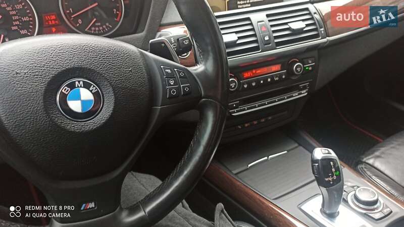 Позашляховик / Кросовер BMW X5 2013 в Івано-Франківську