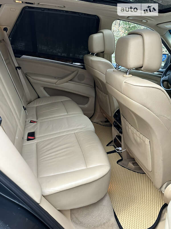Позашляховик / Кросовер BMW X5 2012 в Житомирі фото 24 Позашляховик / Кросовер BMW X5 2012 в Житомирі