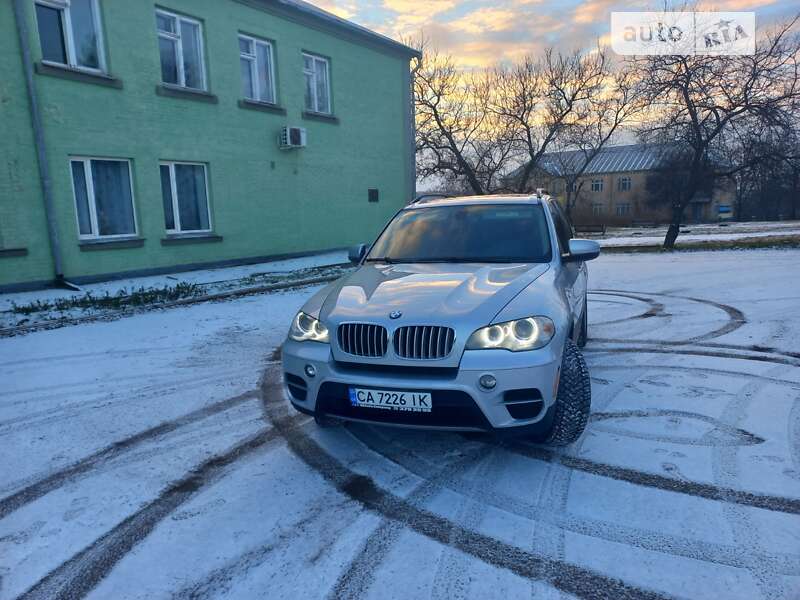 Внедорожник / Кроссовер BMW X5 2012 в Маньковке