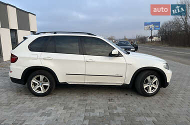 Внедорожник / Кроссовер BMW X5 2011 в Черновцах