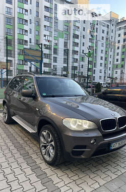 Позашляховик / Кросовер BMW X5 2011 в Івано-Франківську