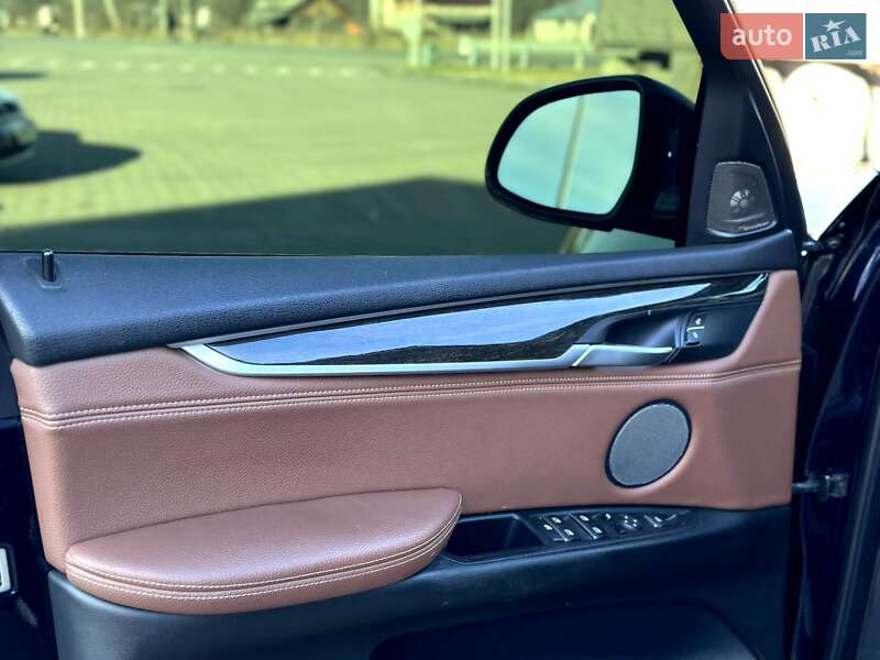 Позашляховик / Кросовер BMW X5 2017 в Косові