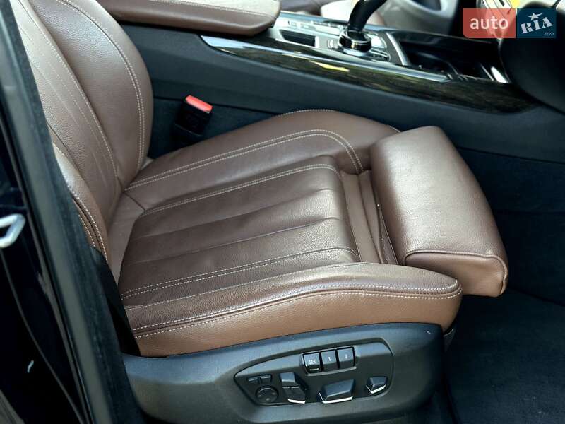 Позашляховик / Кросовер BMW X5 2017 в Косові