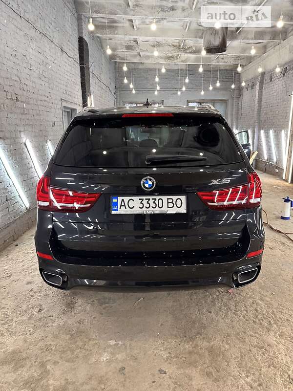 Внедорожник / Кроссовер BMW X5 2016 в Луцке