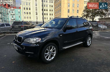 Внедорожник / Кроссовер BMW X5 2011 в Киеве