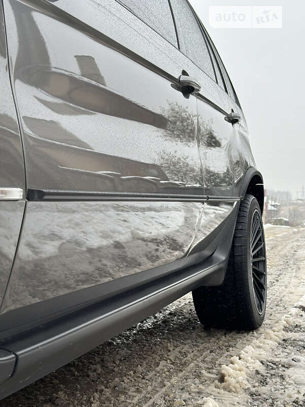 Внедорожник / Кроссовер BMW X5 2006 в Тернополе