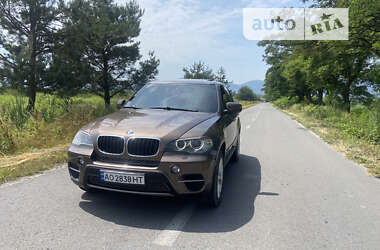 Внедорожник / Кроссовер BMW X5 2012 в Хусте