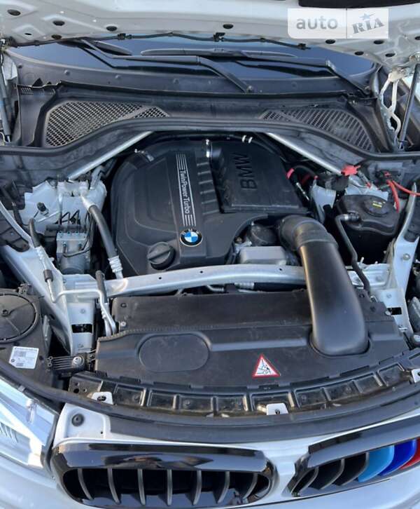 Позашляховик / Кросовер BMW X5 2015 в Дніпрі фото 5 Позашляховик / Кросовер BMW X5 2015 в Дніпрі