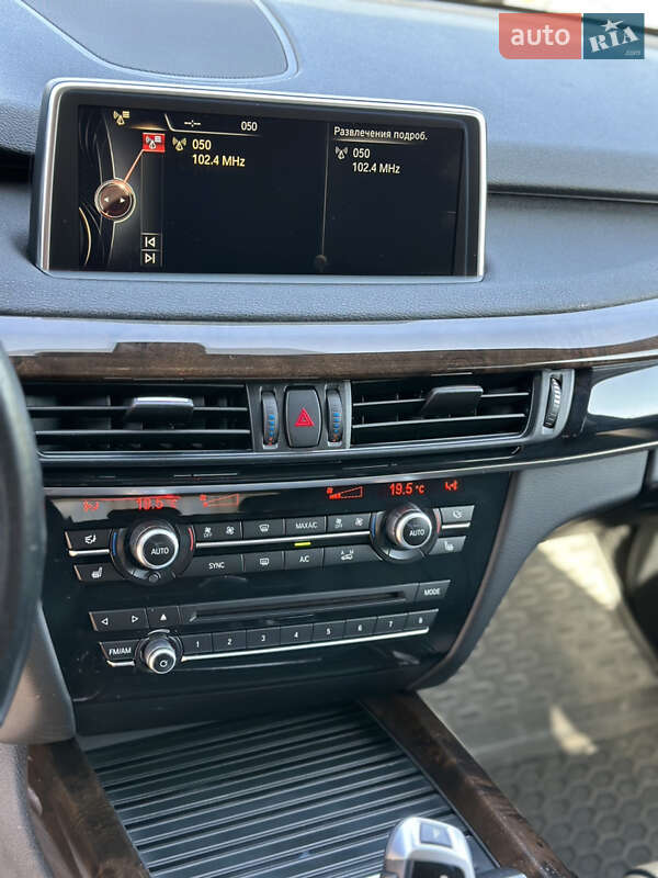 Позашляховик / Кросовер BMW X5 2014 в Чернівцях