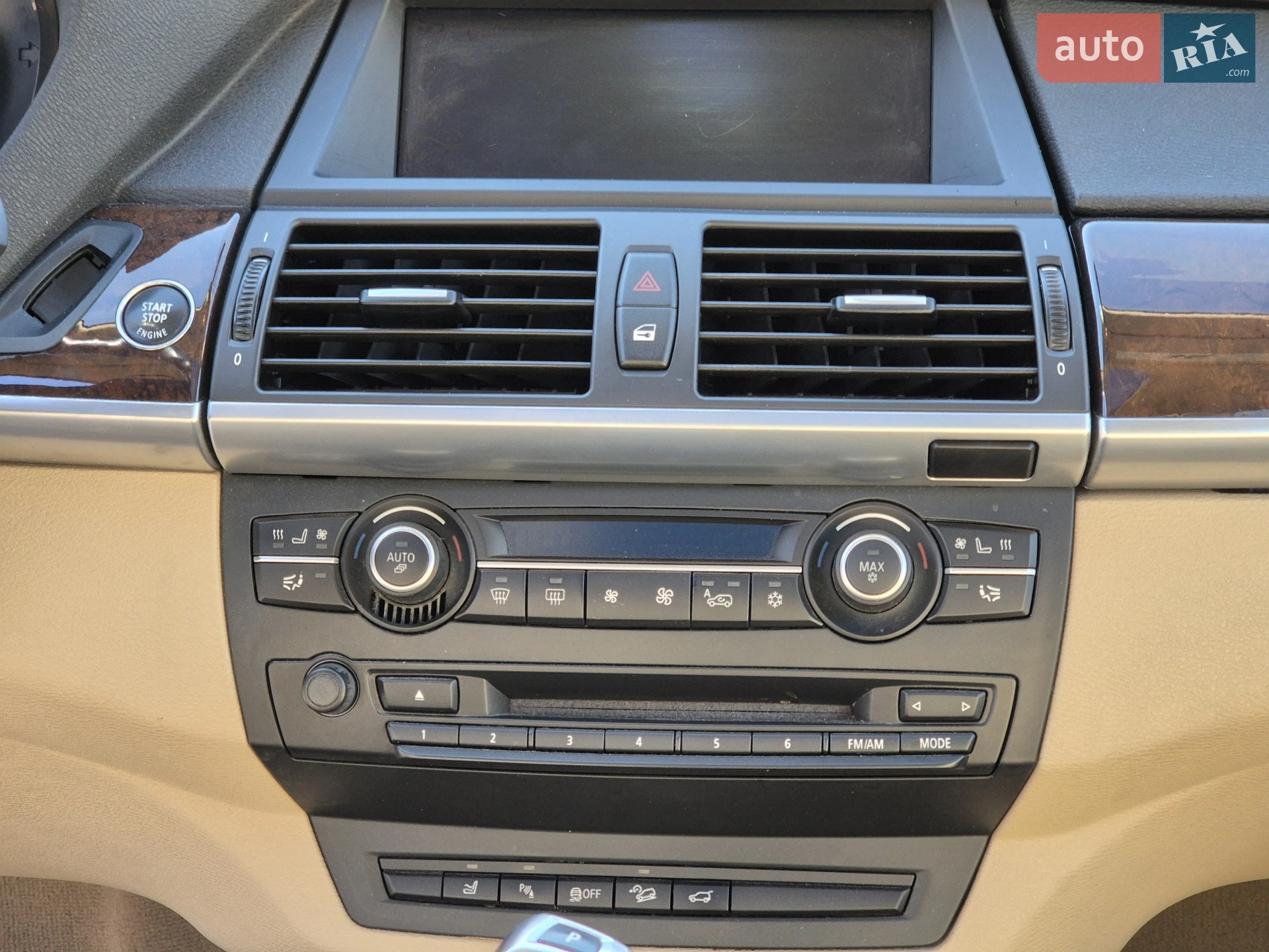 2010 BMW X5 - мініатюра 7