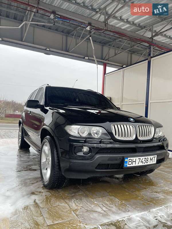 Внедорожник / Кроссовер BMW X5 2005 в Одессе