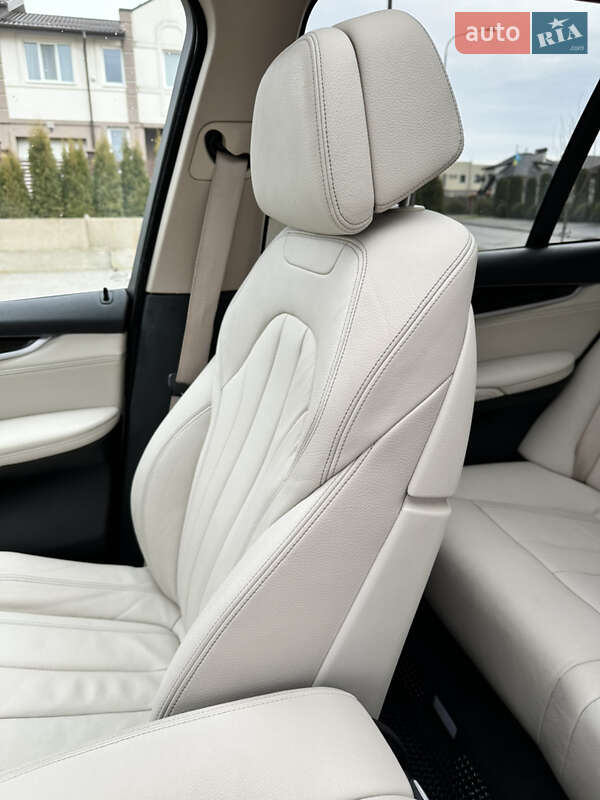 Позашляховик / Кросовер BMW X5 2014 в Рівному