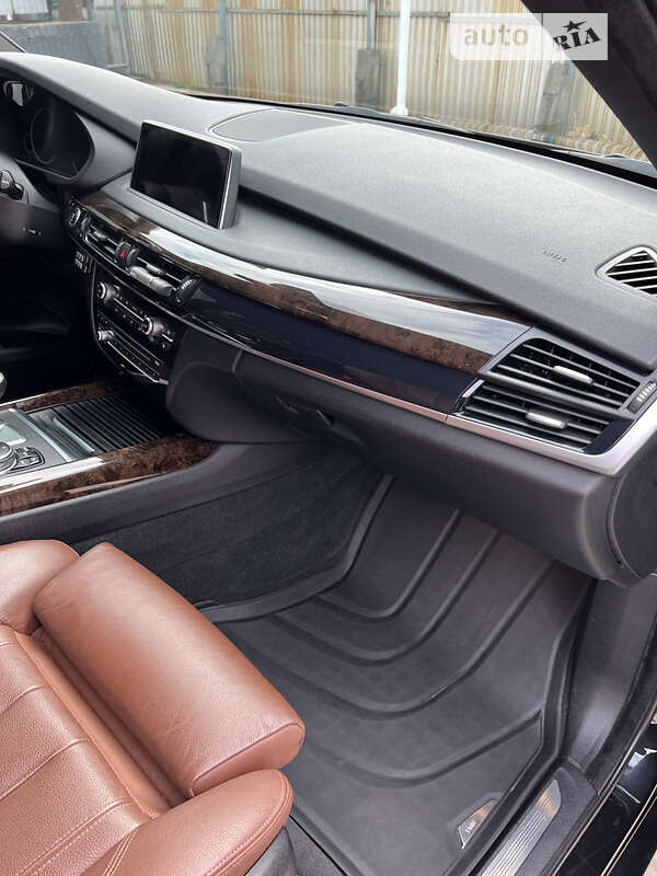 Внедорожник / Кроссовер BMW X5 2015 в Виннице