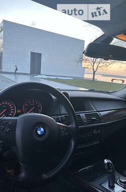 Внедорожник / Кроссовер BMW X5 2011 в Светловодске