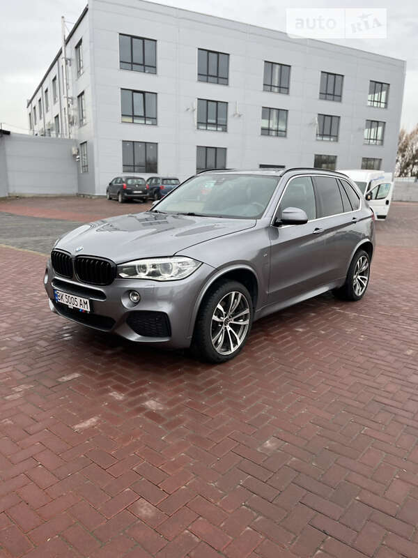 Позашляховик / Кросовер BMW X5 2014 в Рівному