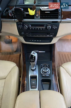 Внедорожник / Кроссовер BMW X5 2010 в Хмельницком