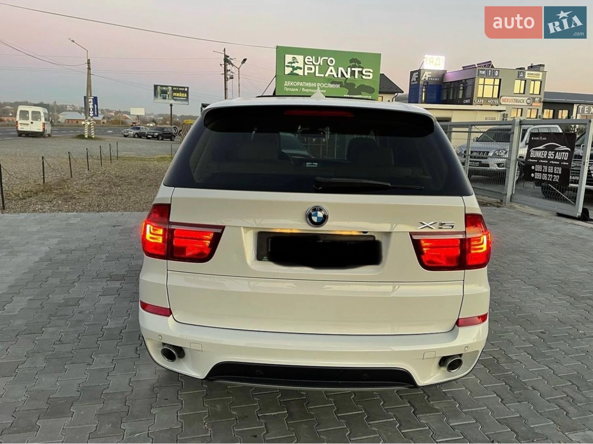 2010 BMW X5 - мініатюра 18