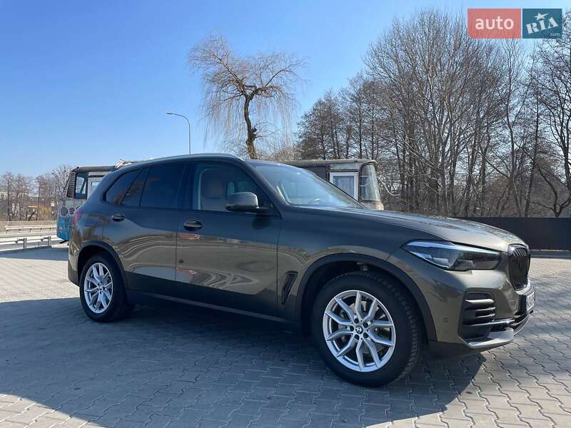 Позашляховик / Кросовер BMW X5 2022 в Києві
